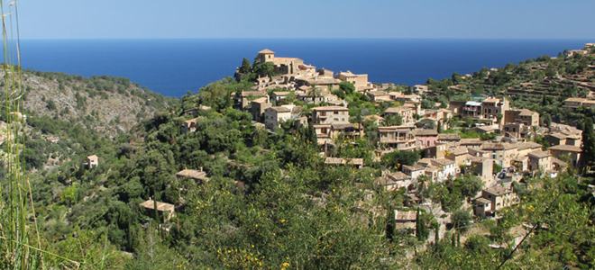 Deia village, Tramuntana Mountains, Mallorca Deia village, Tramuntana Mountains, Mallorca